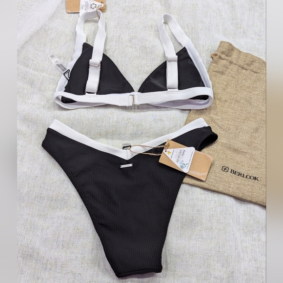 Berlook / Medium / Contrast Trim Triangle - Picture 2 of 2